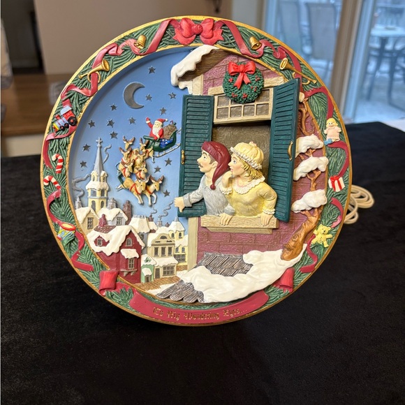 Other - Bradford Exchange “ To My Wondering Eyes “ Lighted Christmas Plate